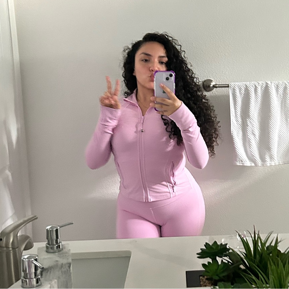 Meet your Posher, Viviana